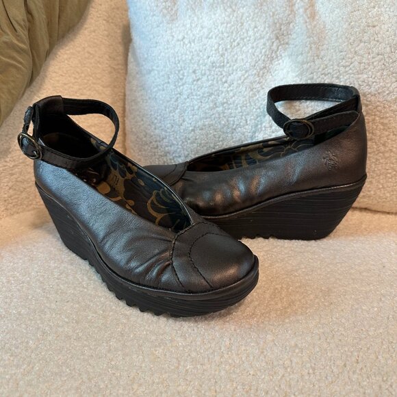 FLY LONDON Yase Ankle Strap Wedge | 38 US 7.5-8 | Graphite Pewter silver gray - Picture 1 of 9